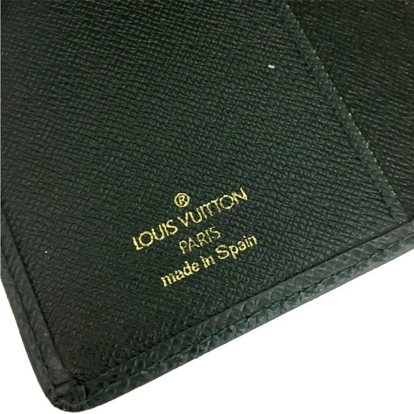 Louis Vuitton Taiga Agenda PM Leather Notebook Cover - Picture 7 of 7